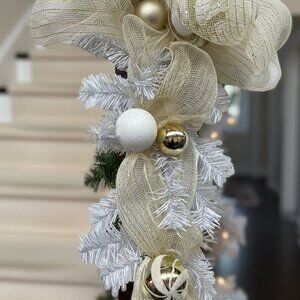 Christmas Holiday Wreath with Shimmering Silver and Gold Ball Ornaments Decor